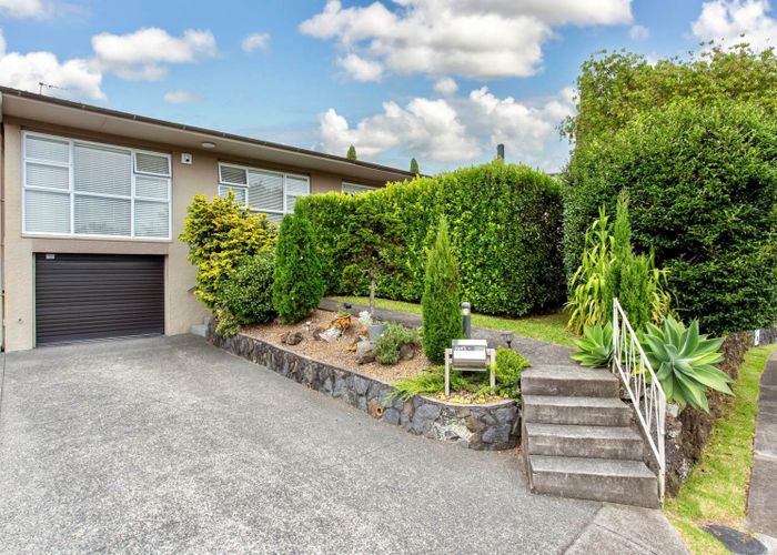  at 2/24 Clifton Road, Hauraki, North Shore City, Auckland