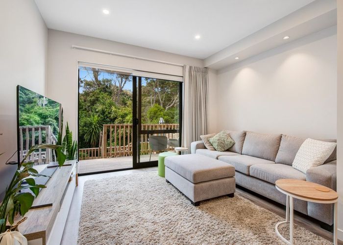  at 6/22 Spinella Drive, Bayview, North Shore City, Auckland