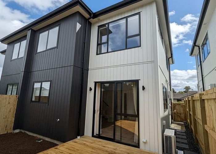  at 14C Stewart Gibson Place, The Gardens, Manukau City, Auckland