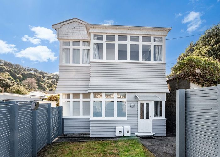  at 38 Rua Street, Lyall Bay, Wellington, Wellington