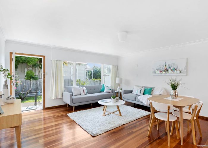  at 2/18 King Edward Avenue, Epsom, Auckland