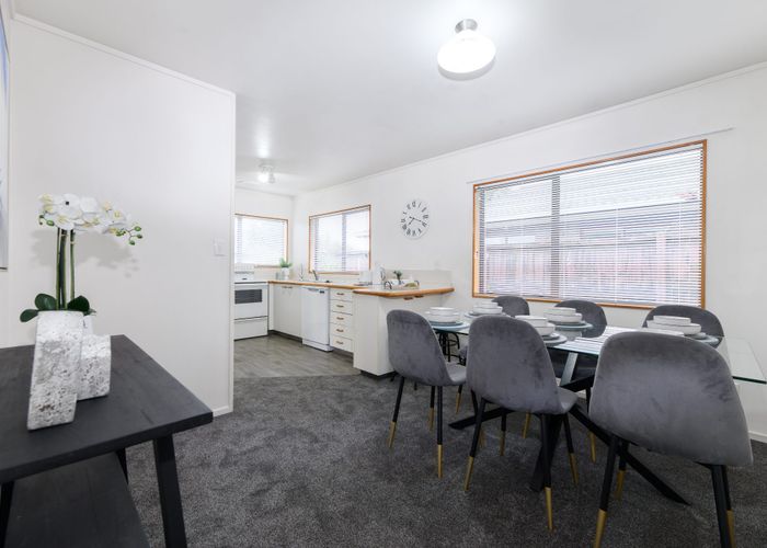  at 2/118 Astley Avenue, New Lynn, Waitakere City, Auckland