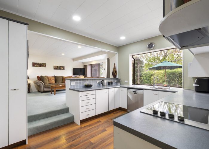  at 18 Clifton Terrace, Fitzherbert, Palmerston North, Manawatu / Whanganui