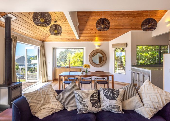  at 2 Seventh Avenue, Onetangi, Waiheke Island, Auckland