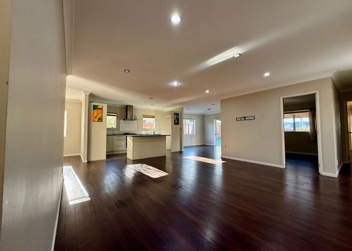  at 16 Zoe Court, Manurewa, Manukau City, Auckland