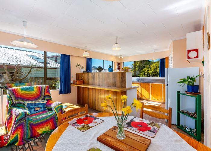  at 8 Tregony Place, Camborne, Porirua, Wellington