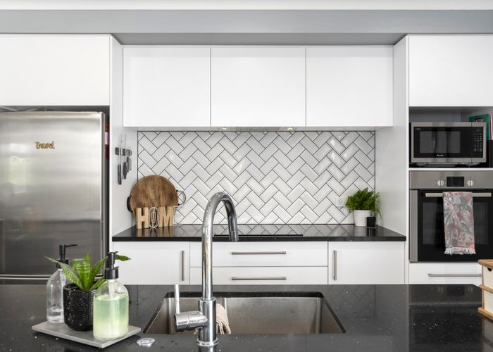  at 17 Ballintoy Park Drive, Welcome Bay, Tauranga