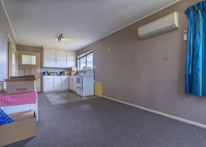  at 43 Hyde Street, Clifton, Invercargill