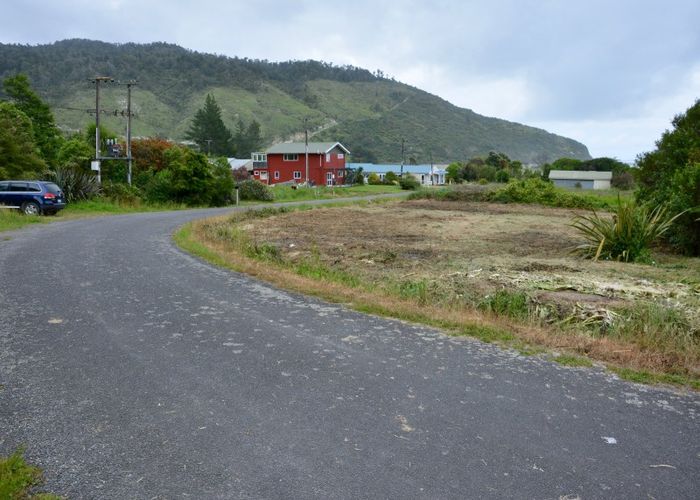  at 3 Horncastle Crescent, Little Wanganui