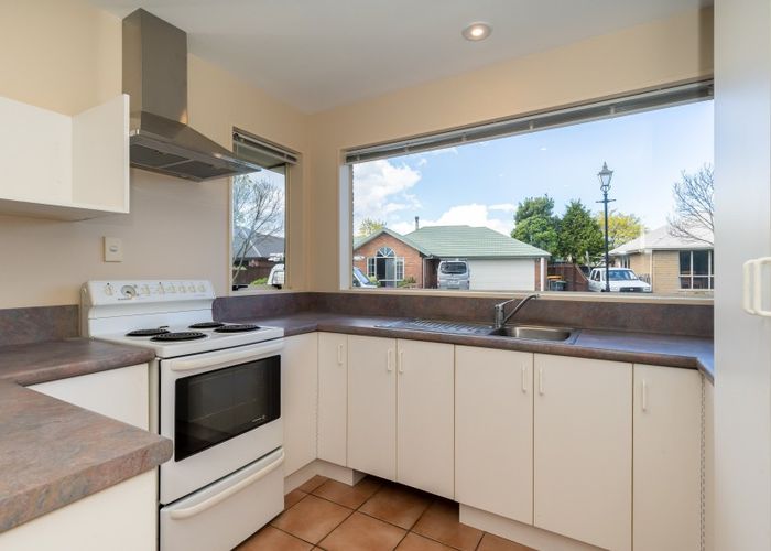  at 2/4 Empress Place, Halswell, Christchurch