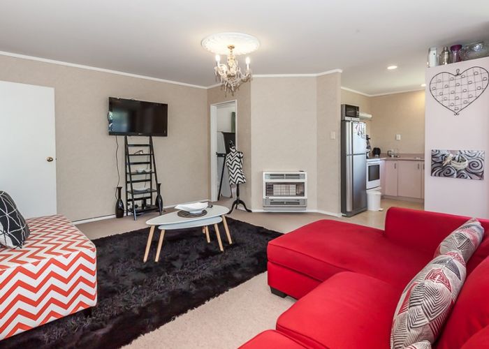  at 3 Sovereign Court, West End, Palmerston North