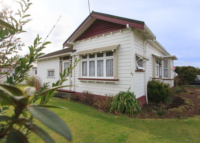  at 42 Field Street, Aramoho, Whanganui