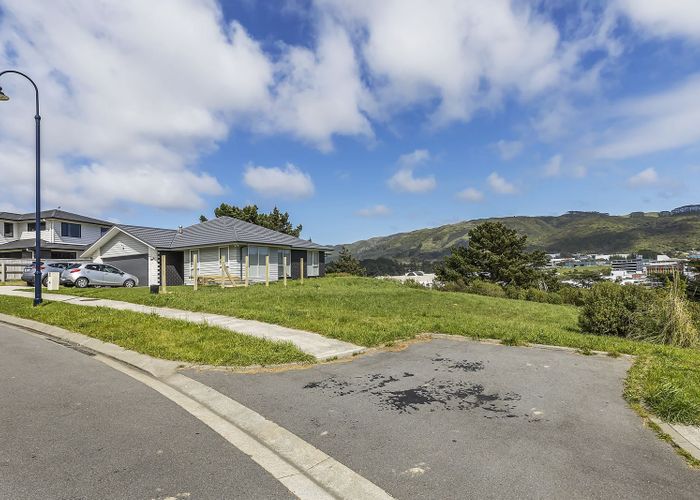  at 11 Wairau Lane, Aotea, Porirua