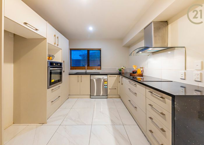  at 60 Pah Road, Papatoetoe, Auckland