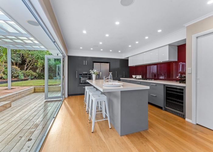  at 2/101 Churchill Road, Murrays Bay, North Shore City, Auckland