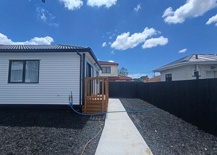  at 43 Hutton Street, Otahuhu, Auckland