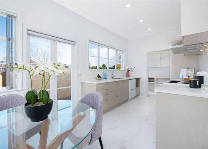  at 10C Daventry Street, Waterview, Auckland