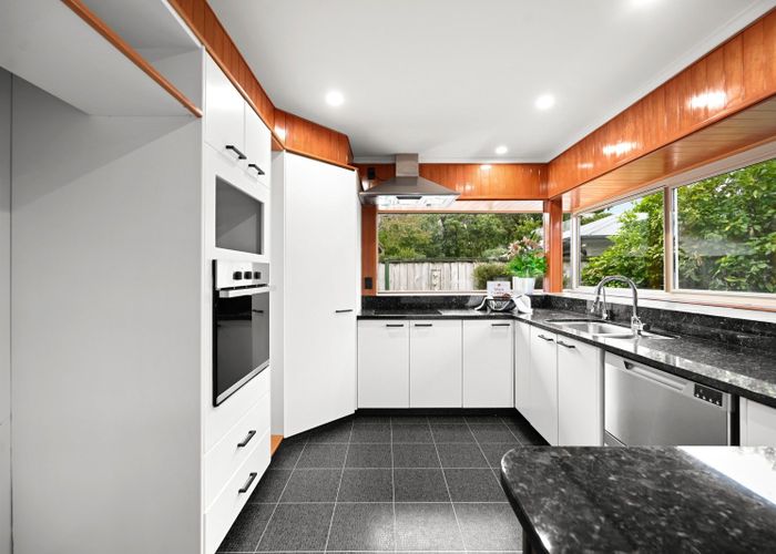  at 10 Anchor Close, Flagstaff, Hamilton, Waikato