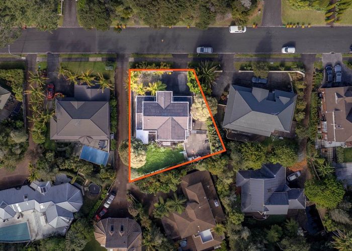  at 130 Onetaunga Road, Chatswood, North Shore City, Auckland