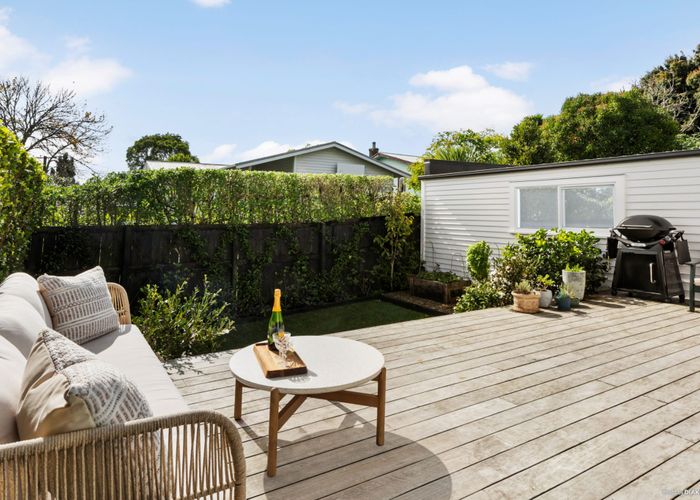  at 27 Chalmers Street, Avondale, Auckland City, Auckland