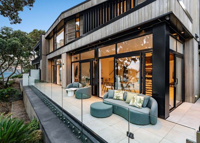  at 218A Lake Road, Hauraki, North Shore City, Auckland