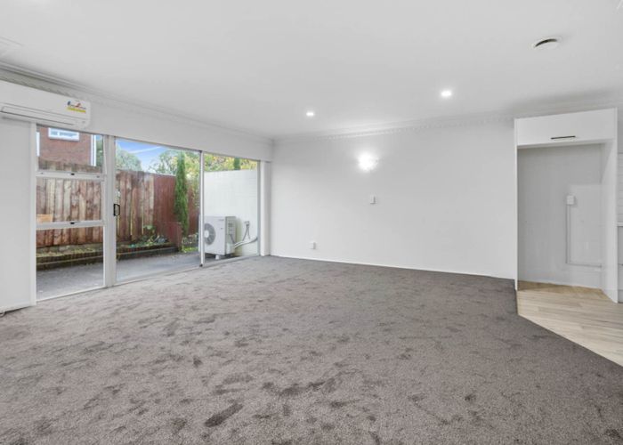  at 2/6 Pamela Place, New Lynn, Waitakere City, Auckland