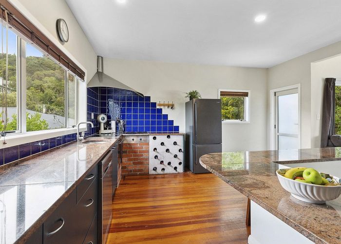 at 32 Rawhiti Road, Pukerua Bay, Porirua