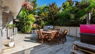  at 7 Caram Place, Birkenhead, Auckland