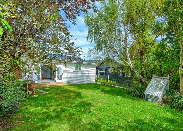  at 44 Centaurus Road, Cashmere, Christchurch City, Canterbury