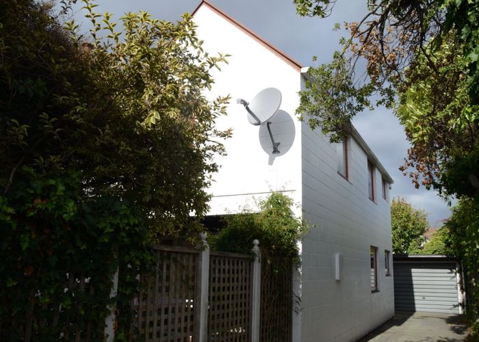  at 4/100 Office Road, Merivale, Christchurch