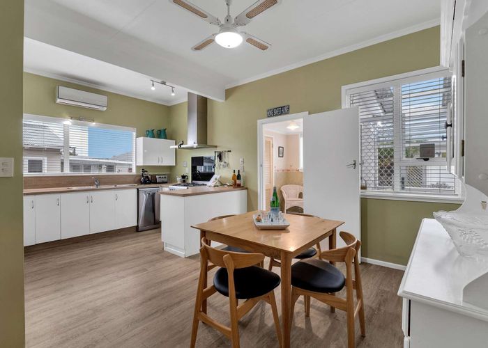  at 33 Moore Avenue, Tawhero, Whanganui
