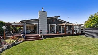  at 79 Dunns Avenue, The Pines Beach, The Pines Beach