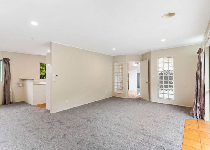  at 1 Halldene Terrace, Red Beach, Whangaparāoa