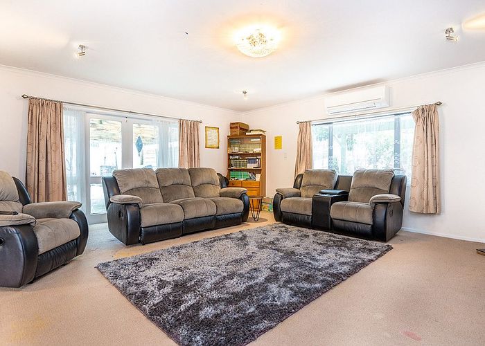  at 141 Champion Street, Cannons Creek, Porirua