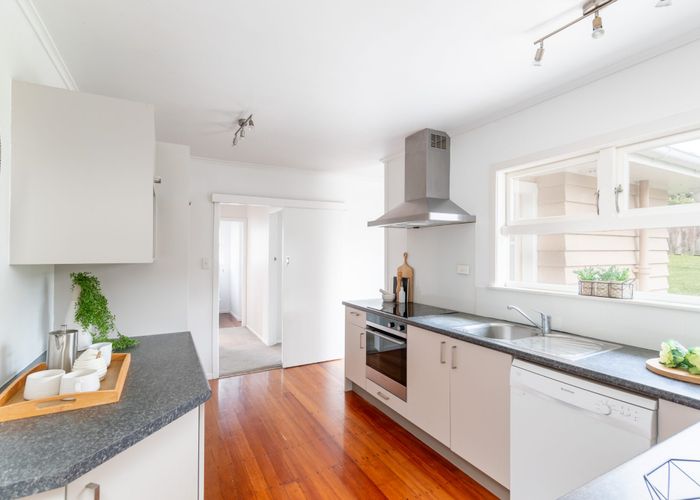  at 95 Kenmore Street, Newlands, Wellington, Wellington