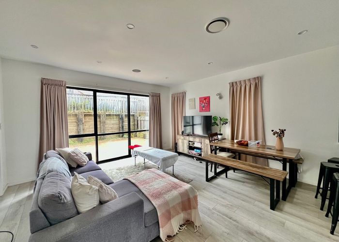  at 14 Johnston Road, Mount Wellington, Auckland City, Auckland