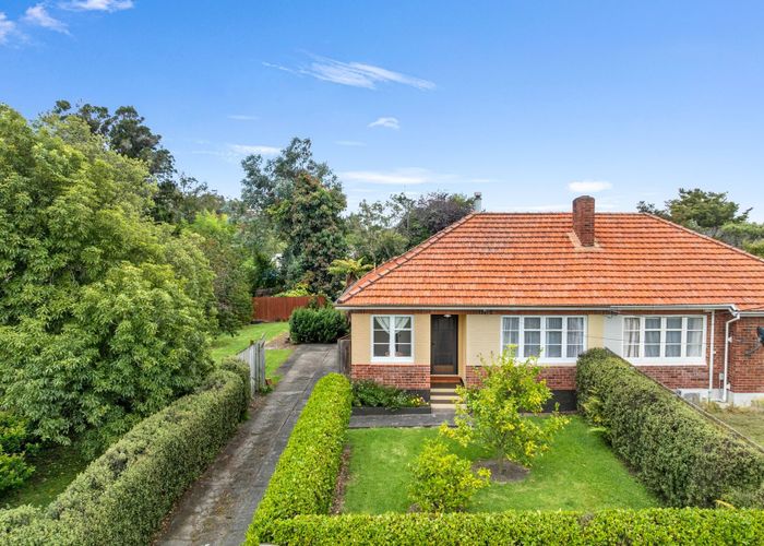  at 10 Clapham Place, Whanganui East, Whanganui, Manawatu / Whanganui