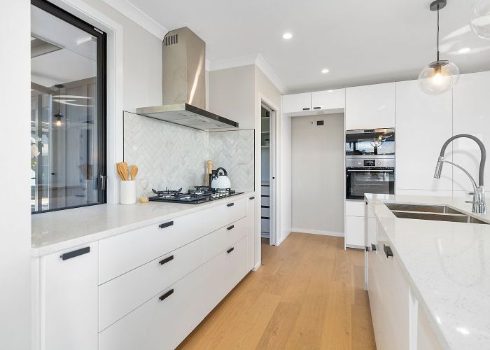  at 13 Pacific View, Whitby, Porirua