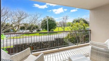  at 692B Manukau Road, Royal Oak, Auckland