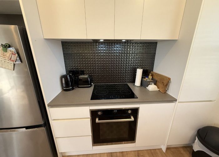  at 4/104 Coronation Road, Papatoetoe, Manukau City, Auckland