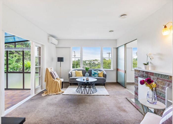  at 1/236 Rangatira Road, Beach Haven, Auckland