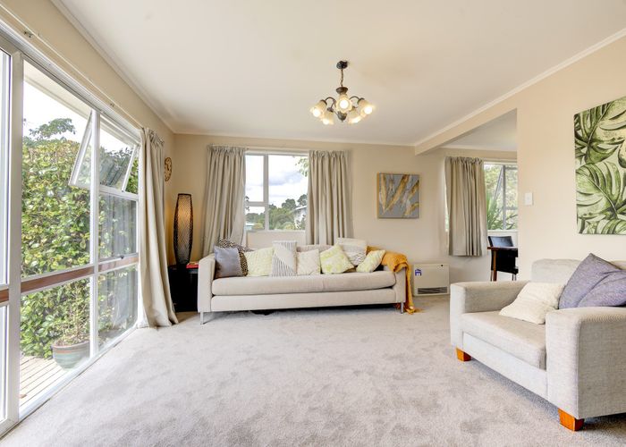  at 31 Splitt Avenue, Glenview, Hamilton