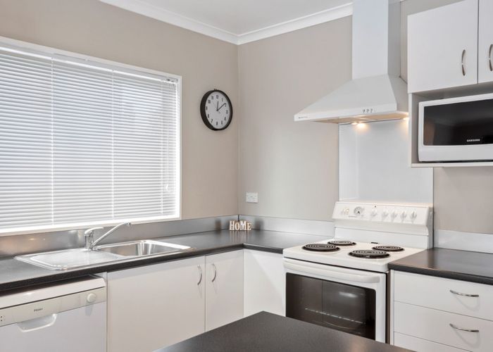  at 3/1 Frank Evans Place, Henderson, Auckland