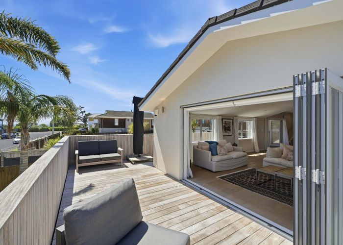  at 31 Beechwood Road, Rothesay Bay, North Shore City, Auckland