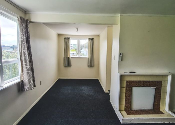  at 12A Somerset Place, Cannons Creek, Porirua, Wellington