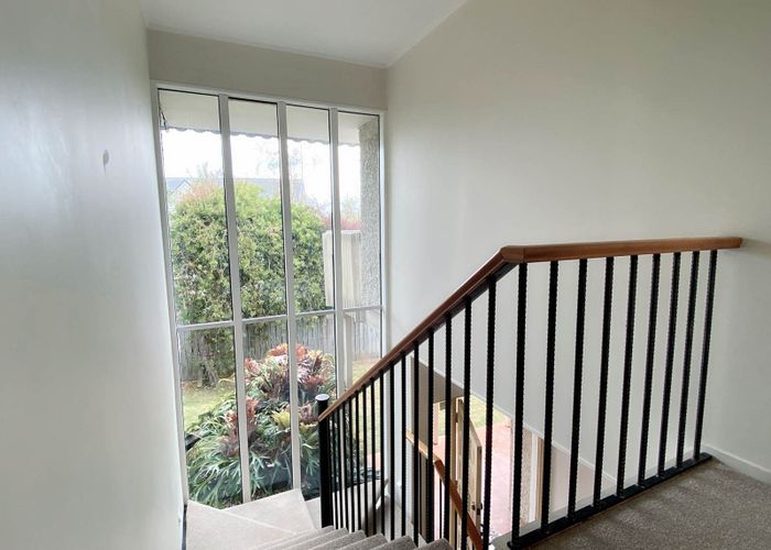  at 1 Scarboro Terrace, Murrays Bay, North Shore City, Auckland