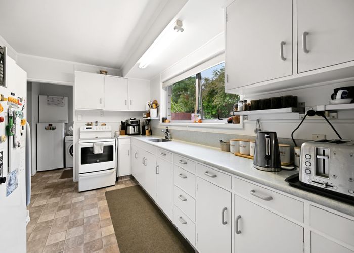  at 348 Cobham Drive, Hillcrest, Hamilton