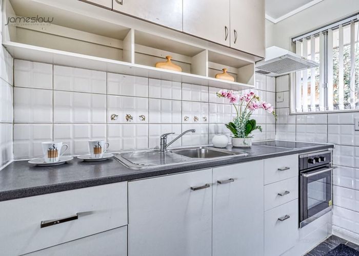  at 2/91 Ferndale Road, Mount Wellington, Auckland