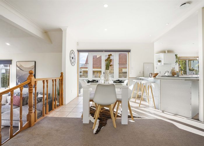  at 26 West Ridge Drive, Western Heights, Hamilton