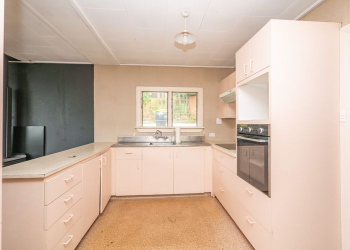  at 184 Main South Road, Green Island, Dunedin, Otago